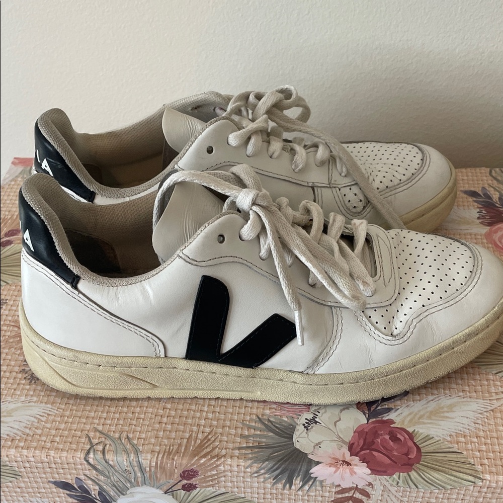 Veja White and Black Leather Sneakers